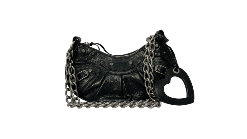 WOMENSWEAR ACCESSORIES