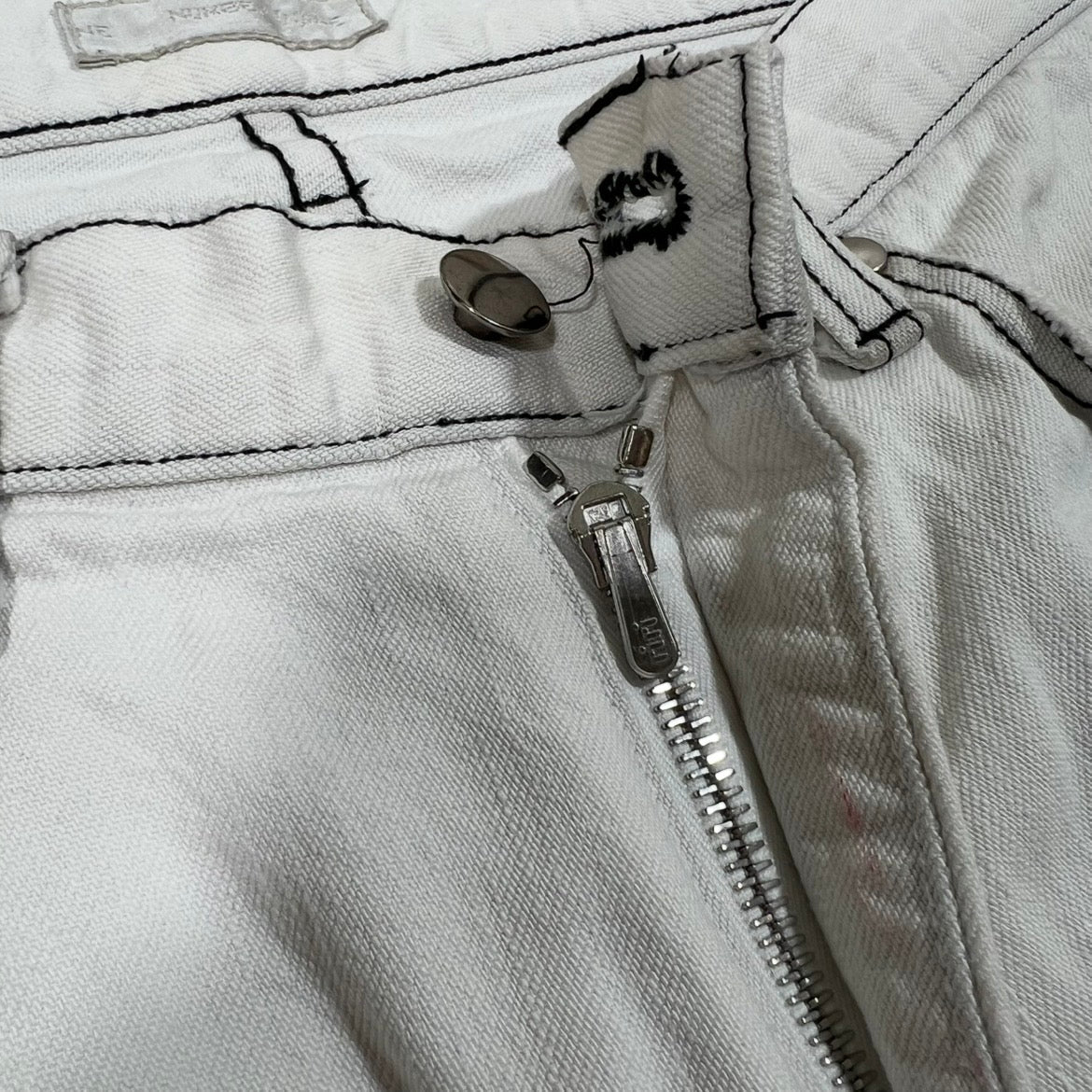 SS02 Number (N)ine "Modern Age" Tattered Jeans