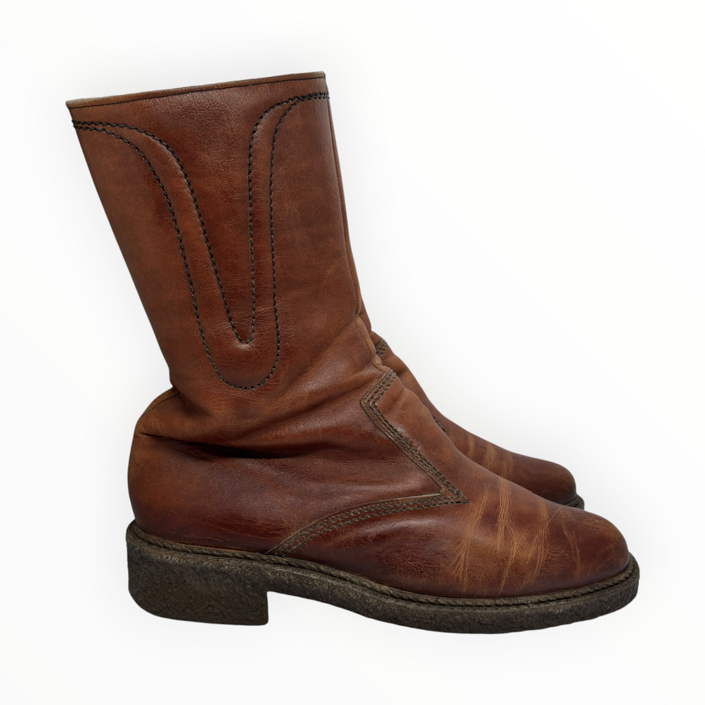 Vintage 1970s Shearling-Lined Tan Leather Boots