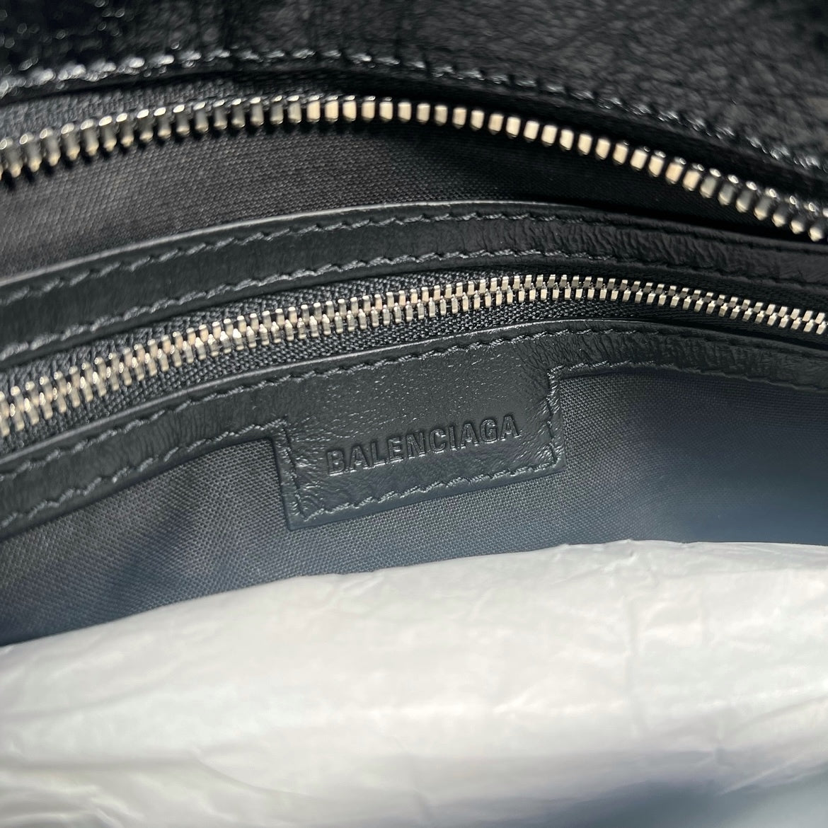 Balenciaga Neo Cagole Medium Tote Bag
