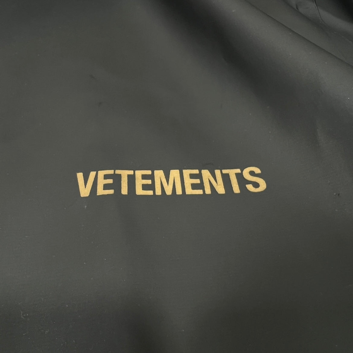 Vetements 2018 Raincoat